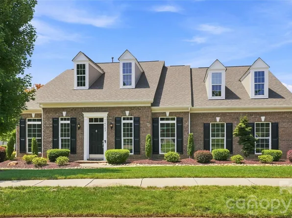 14703 Long Iron Dr, Huntersville, NC 28078