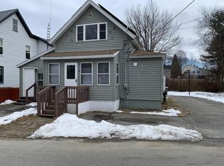 15 Webster St, Winchendon, MA 01475