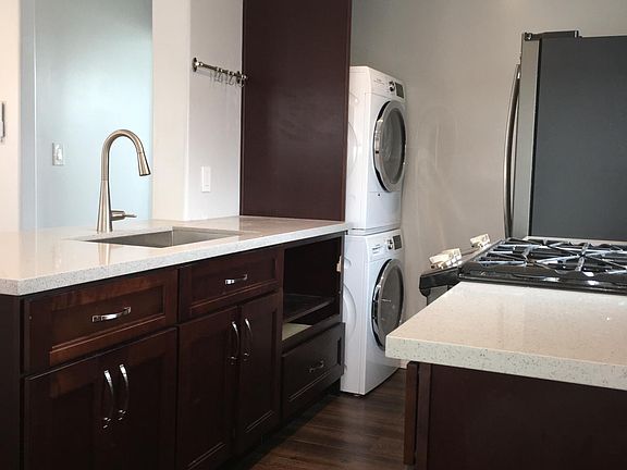 2nd image of 3317 Farnsworth Ave