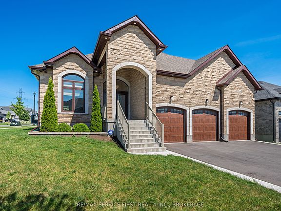 4th image of 636 Mandara Dr