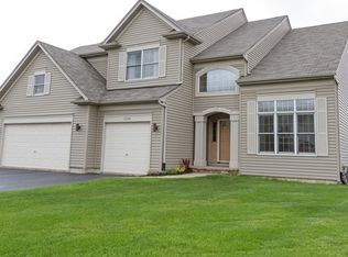 1630 Highmeadow Ln, Algonquin, IL 60102