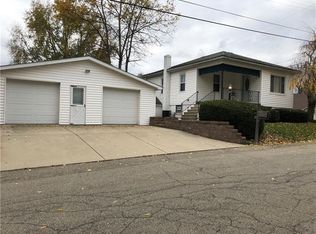 915 Waverly St, Hermitage, PA 16148
