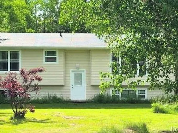 40 Michael Ave, Hanwell, NB E3C 2A2
