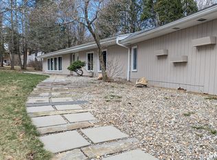 141 Gurleyville Rd, Mansfield, CT 06268
