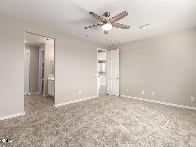 1275 E Jahns Dr — Photo 17