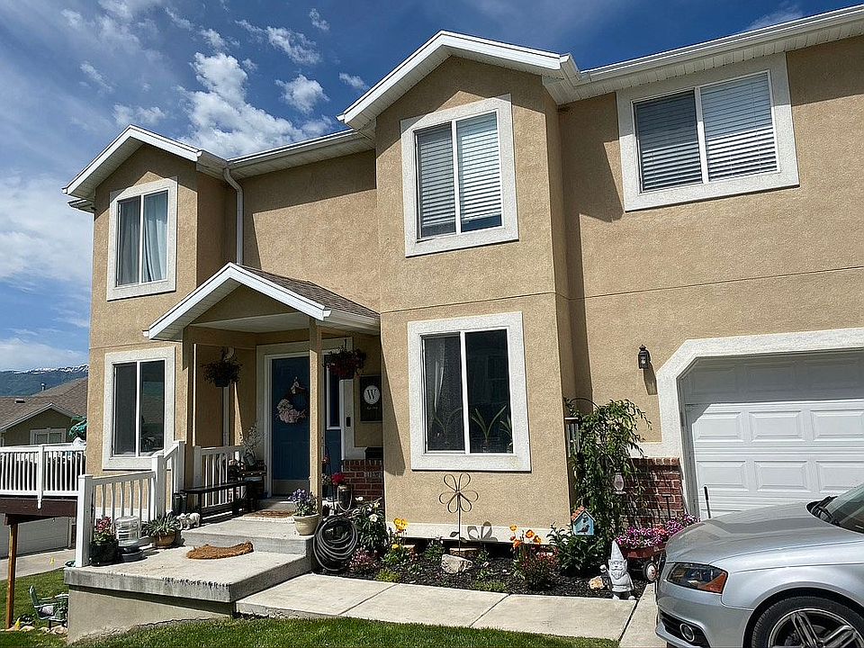 2nd image of 838 N Violet Dr