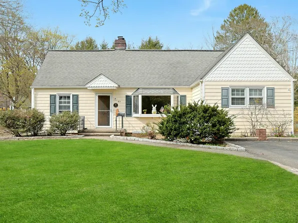 45 Oak Road, Briarcliff Manor, NY 10510