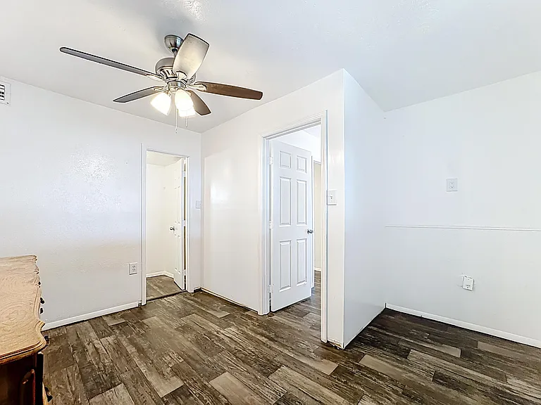 3944 Crayrich Cir #3944 — Photo 5