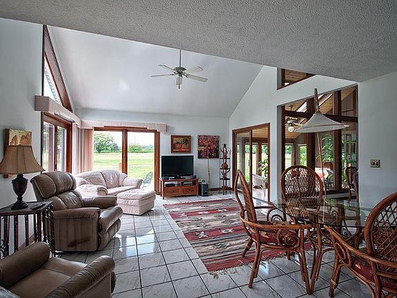 5th image of 3723 Saint Andrews Pl