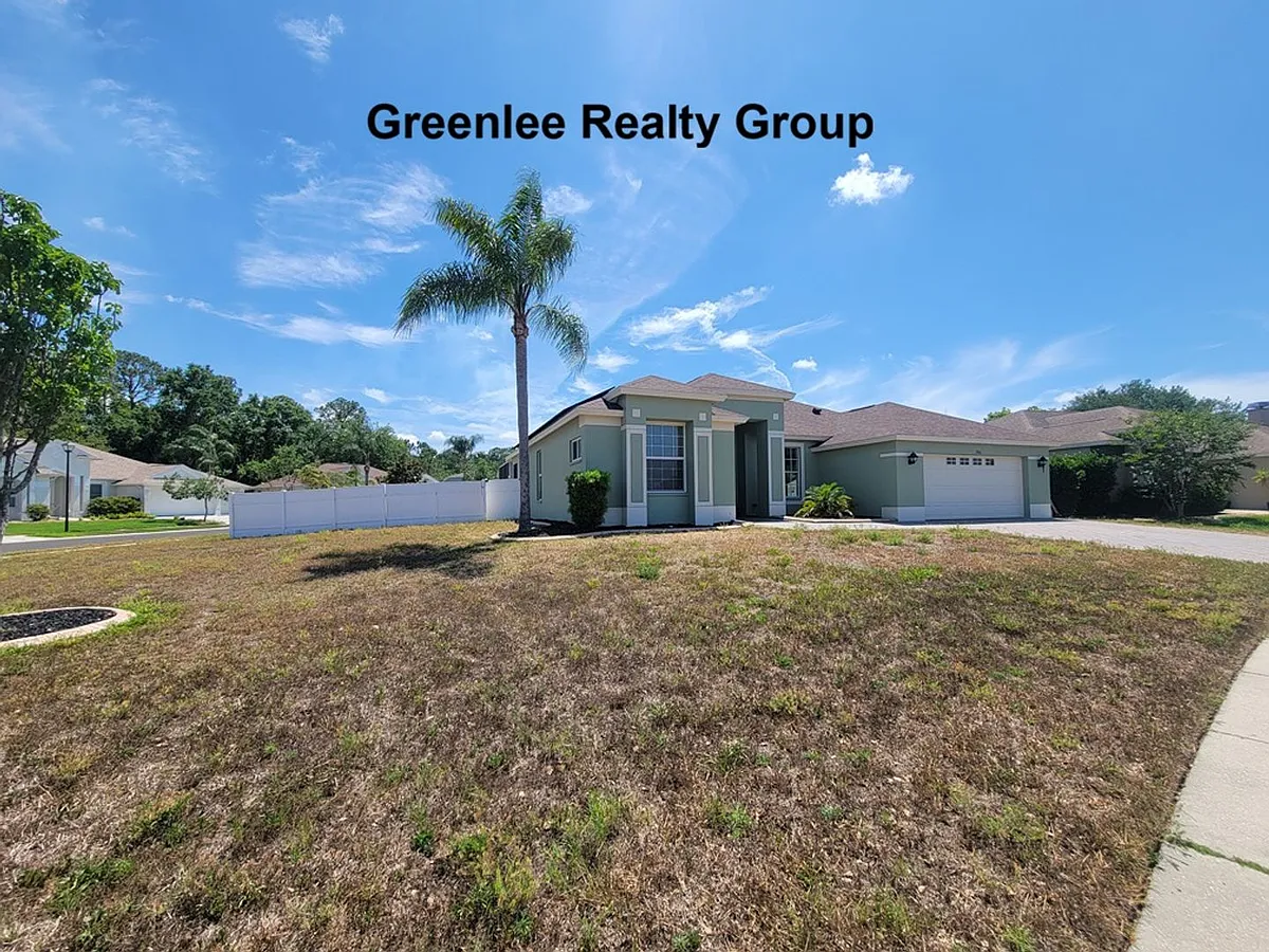 Building Photo - 7916 Roundelay Dr