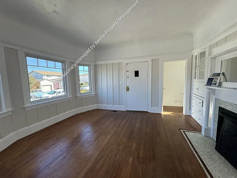 6525 Herzog St — Photo 7