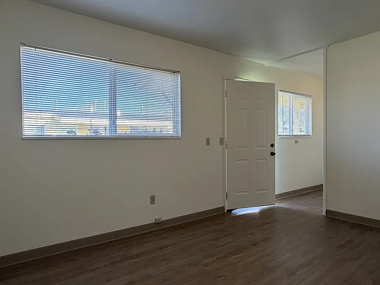 3435 Edgewood Rd — Photo 21