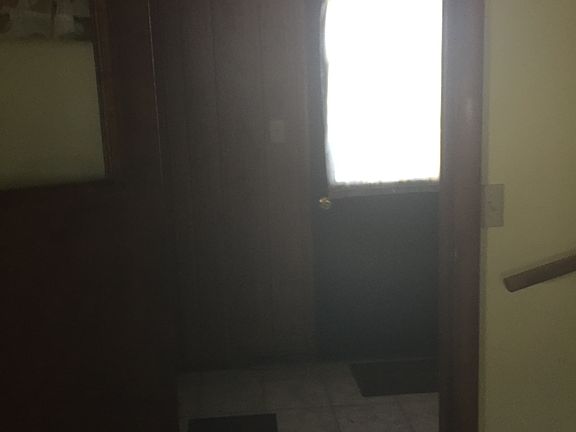 4th image of 3296 Pickle St