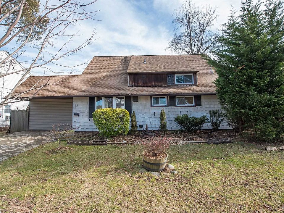 1st image of 23 Bamboo Ln