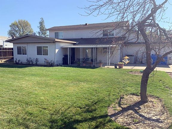 3rd image of 8413 Dalmeny Way