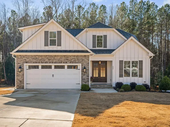 505 Lambert Ln, Fuquay Varina, NC 27526