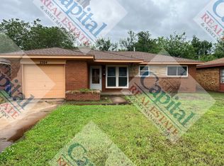 2504 Eagle Dr, Del City, OK 73115