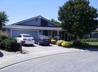 1050 Hoesch Way, Gilroy, CA 95020