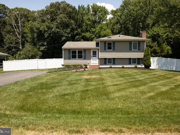 27990 Woods Rd, Easton, MD 21601