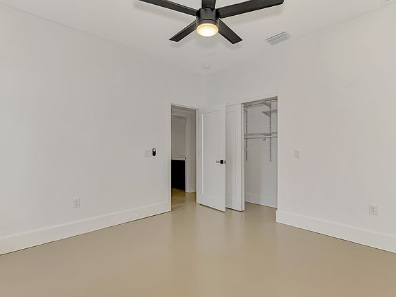 4th image of 2144 Webber St