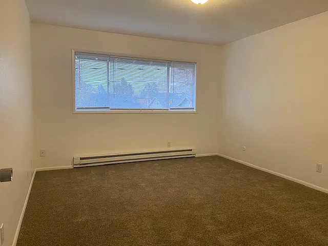 2020 Center St NE #42 — Photo 4