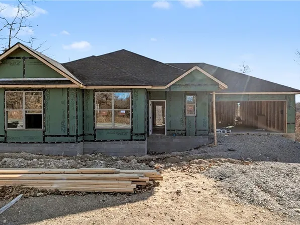 29 Montgomery Ln, Bella Vista, AR 72715