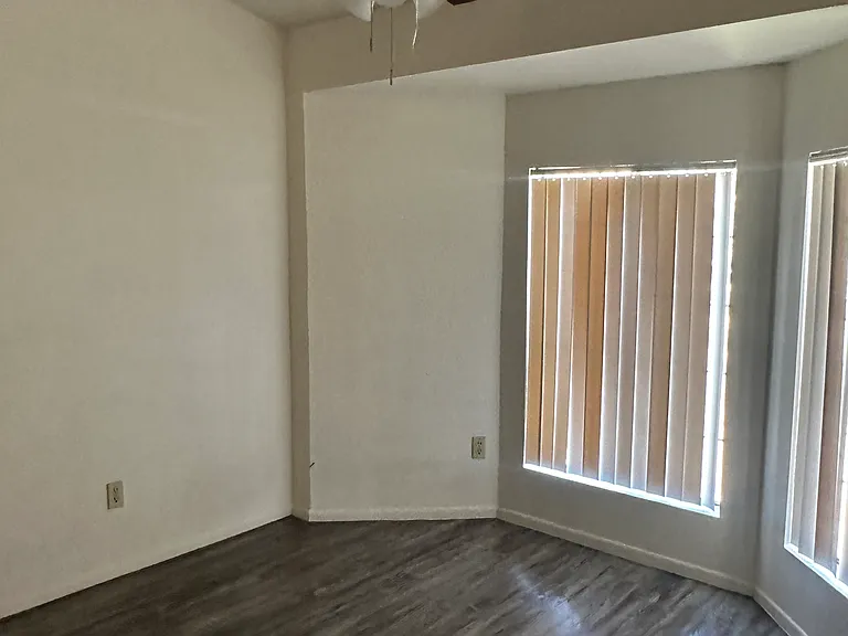 5236 W Peoria Ave #224 — Photo 8
