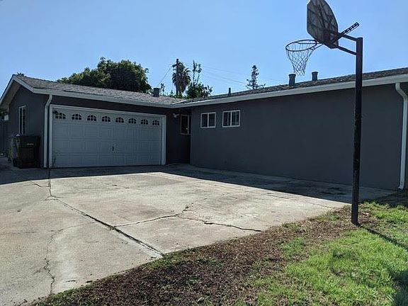 2nd image of 1462 Primm Ave