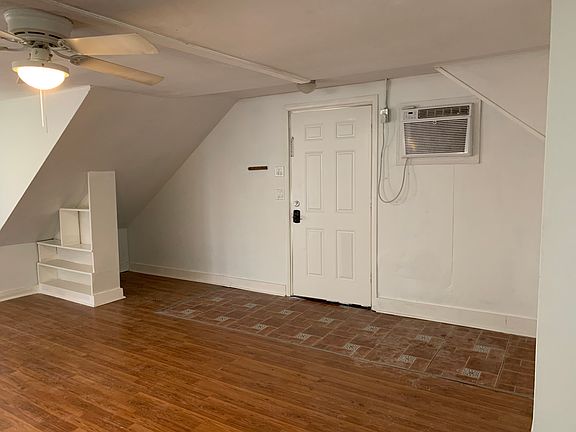 2nd image of 1015 S Peninsula Dr