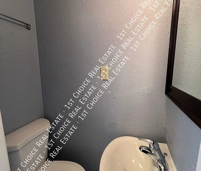 4202 Woodworth Ave — Photo 7