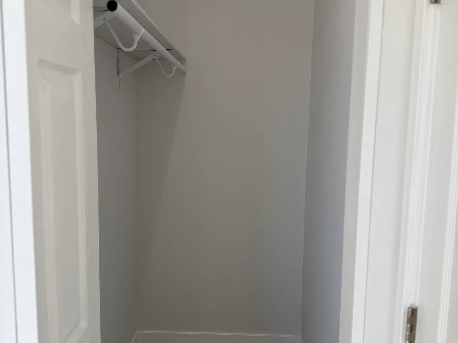 1 bed, 310 sqft, $1,800 — Photo 2