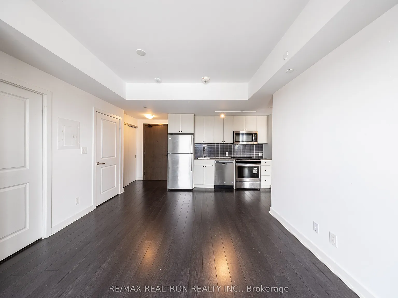 2 bed, $2,300 — Photo 2
