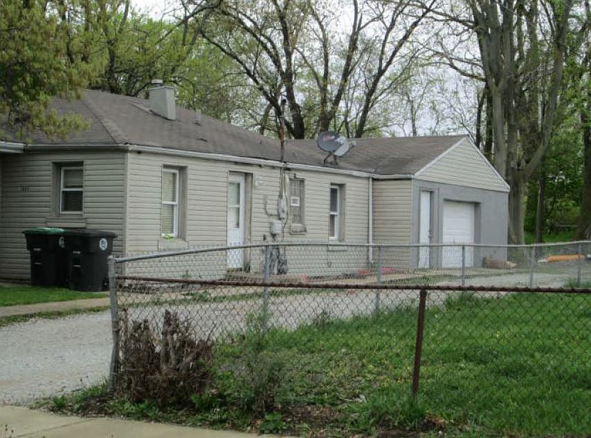 2nd image of 3885 Sandusky St