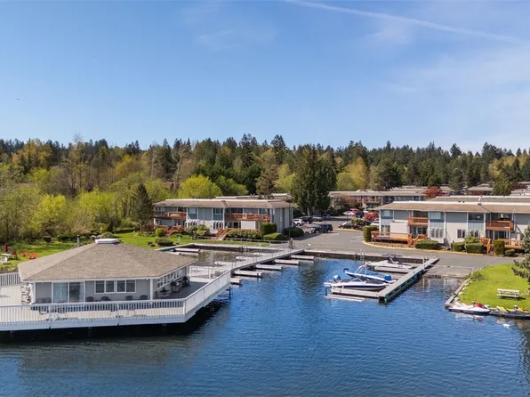 17302 NE 45th Street #101, Redmond, WA 98052