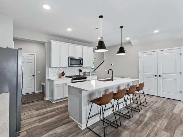 17986 Giants Way, Lakeville, MN 55044