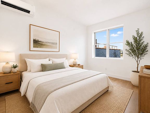 4th image of 173 Tompkins Ave #4C