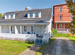 2 River St, Fredericton, NB E3A4L6