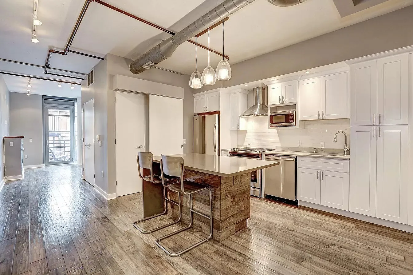 1 bed, 1.5 bath, 790 sqft, $2,700 — Photo 1