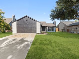 705 Ponderosa Dr, Forney, TX 75126