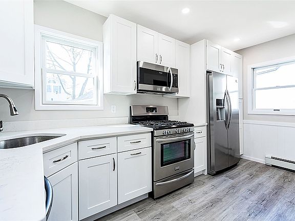 5th image of 16 Scott St