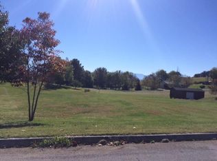 Troy Cate Rd, Kodak, TN 37764