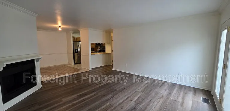 570 Executive Blvd — Photo 6