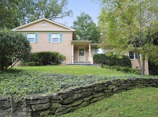 2124 Edgewater Pkwy, Silver Spring, MD 20903