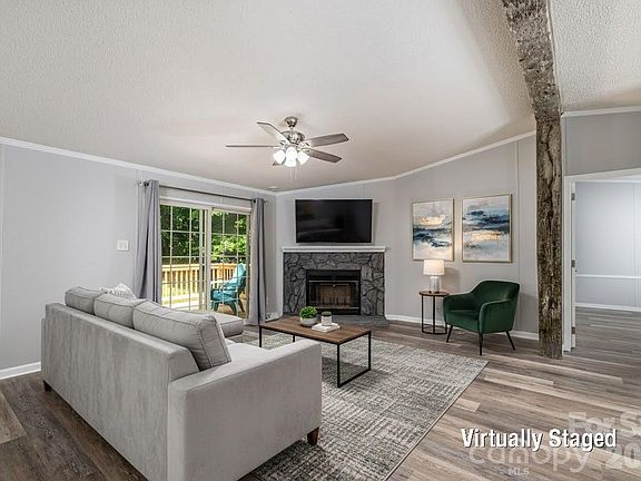 5th image of 127 Whitewater Ln