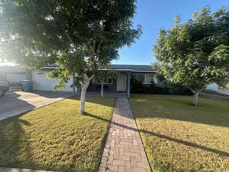 3936 W Solar Dr — Photo 1
