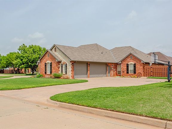 2nd image of 606 Frank Dr