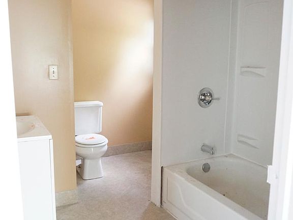 4th image of 3818 Herron Ave