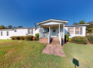 111 Johnny Whaley Rd, Beulaville, NC 28518