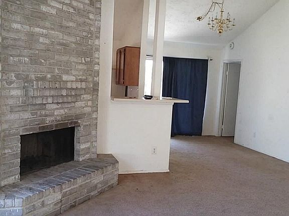 3rd image of 5211 Beaverhill Dr