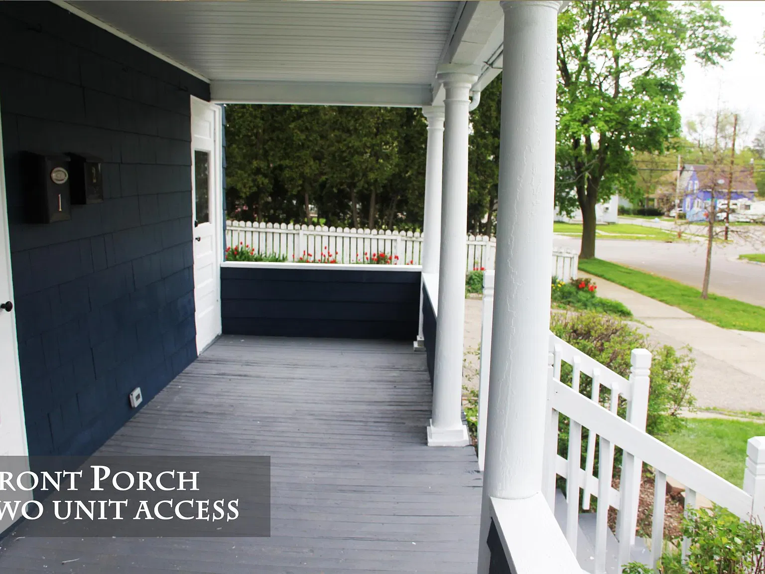 1225 N Chestnut St — Photo 2